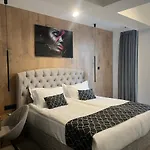 Niks Hotel 4*