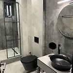Niks 塞夫利耶沃